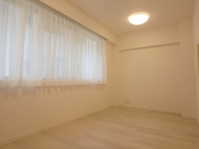 居室・リビング　☆明るい居室☆