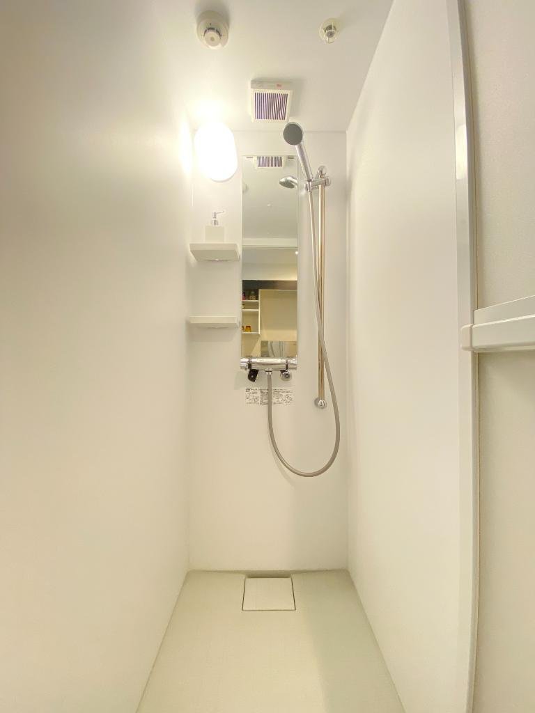 バス・シャワールーム　別部屋
