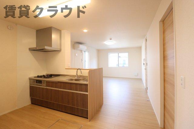 居室・リビング　LDKはなんと16帖！うれしい広々空間です♪