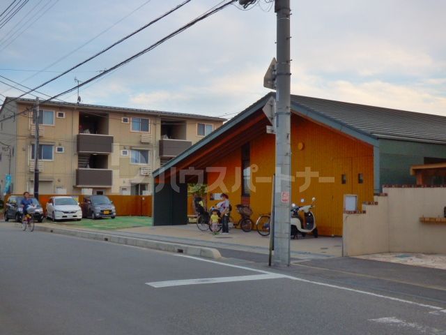 幼稚園・保育園　にっさとの森保育園（幼稚園・保育園）まで370m