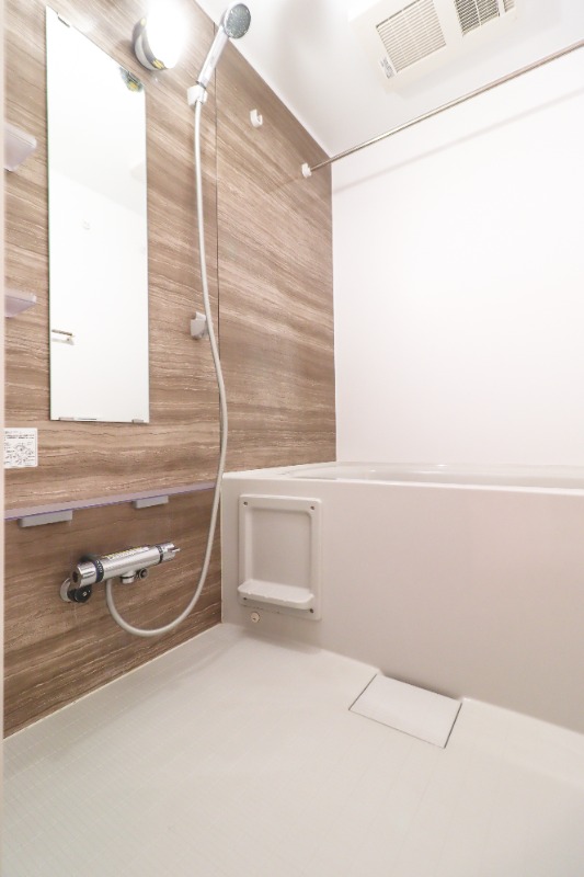 バス・シャワールーム　図面と現状に相違がある場合には現状を優先