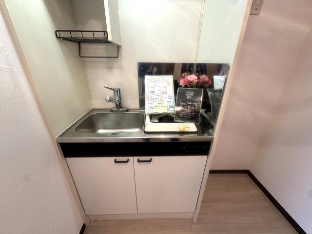 キッチン　コンパクトサイズで効率的に料理できます♪