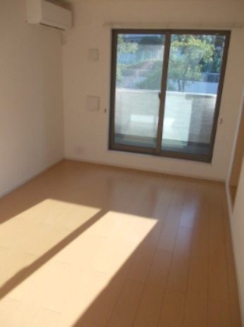 居室・リビング　☆明るい居室☆