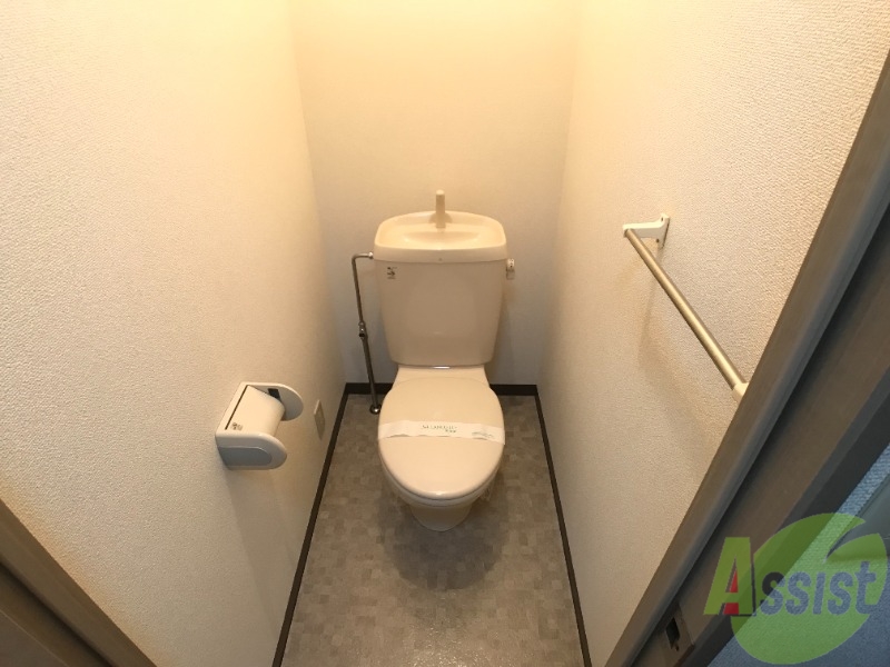 トイレ　トイレは清潔感があり安心して使用できそうです。