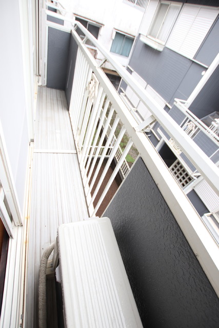 バルコニー　お洗濯物もしっかり干せますね