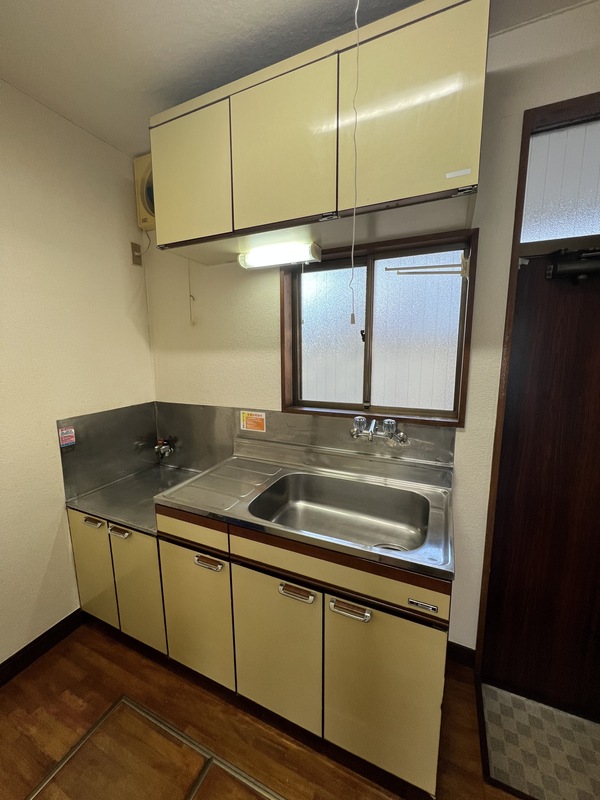 キッチン　コンパクトなキッチンで掃除もラクラク