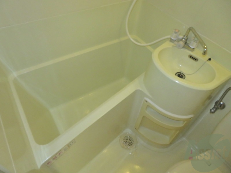 バス・シャワールーム　綺麗な浴槽、まったり出来て疲れも取れますね！