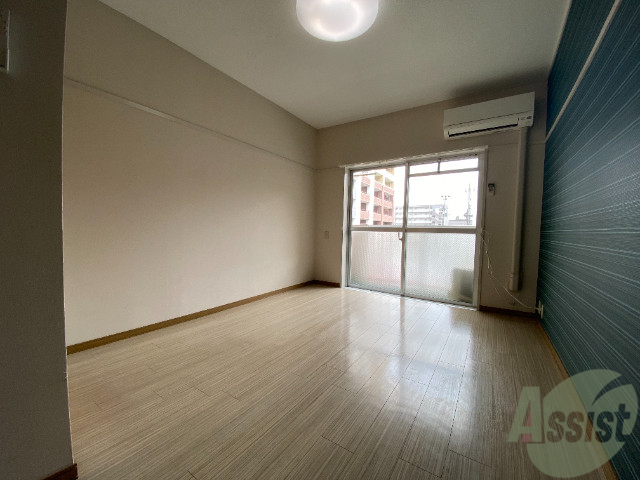 居室・リビング　広々としたリビング！日当たり良好、ゆっくり出来ますね！