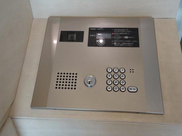 セキュリティ　オートロック完備