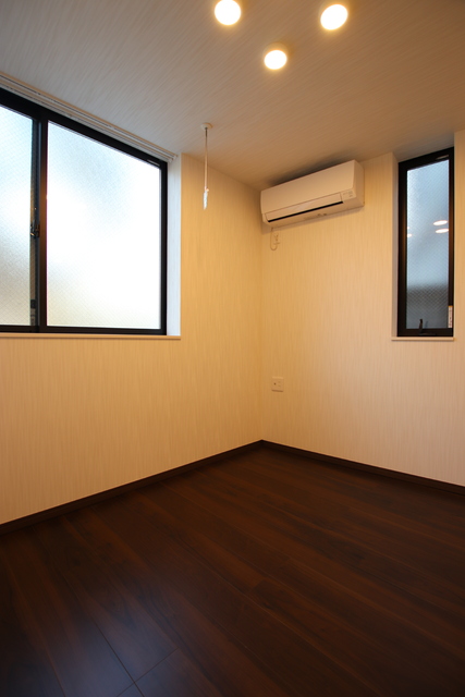 居室・リビング　★２面採光のお部屋です★