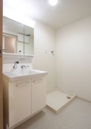 洗面設備　洗面所です