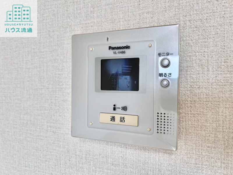 バルコニー　※別号室・間取り反転タイプの室内写真です