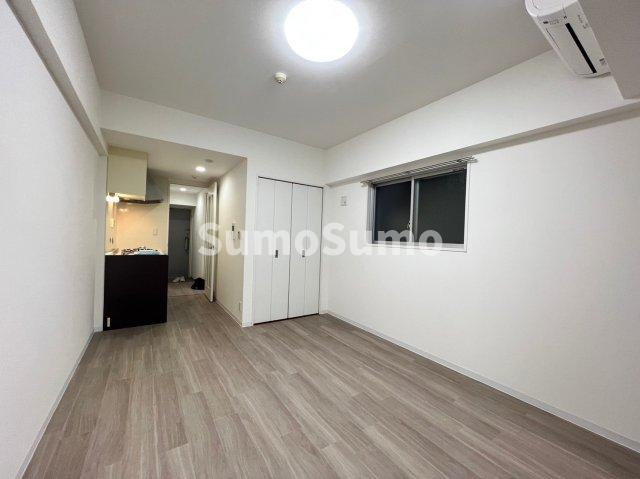 居室・リビング　収納もある玄関です