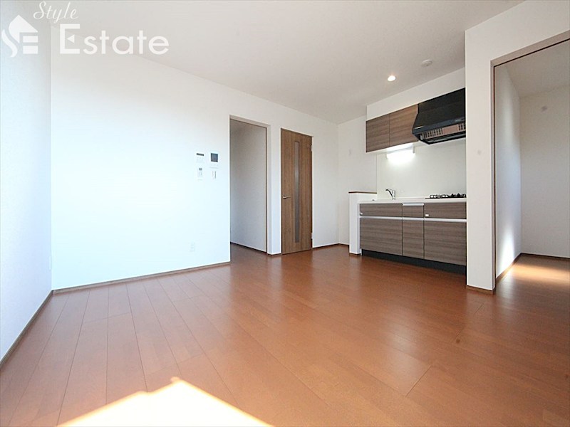 居室・リビング　同仕様写真