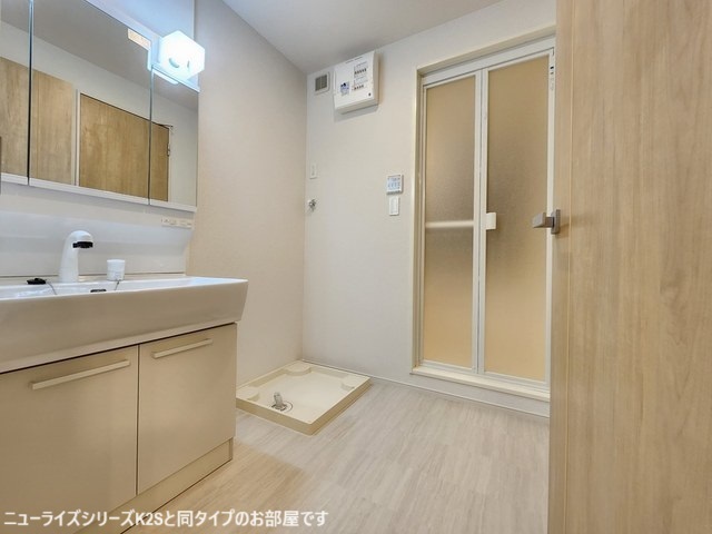 洗面設備　洗面脱衣所付き！独立洗面台が便利です♪♪