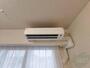 その他設備　リビングにはエアコンがあります！夏も快適です！