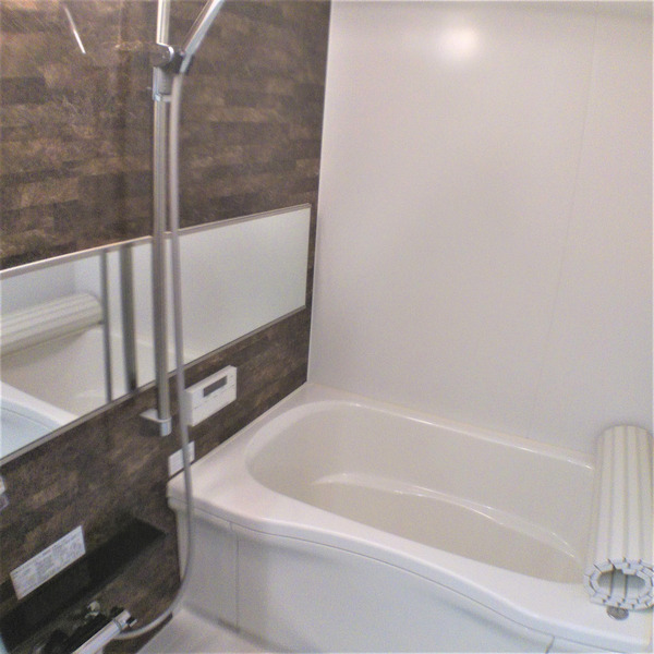 バス・シャワールーム　追焚機能付のお風呂