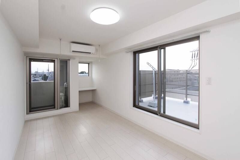 居室・リビング　☆明るい洋室☆