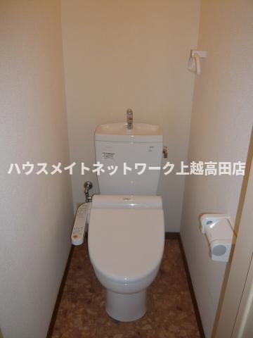 トイレ　温水洗浄暖房便座（参考同型203号室室内写真）