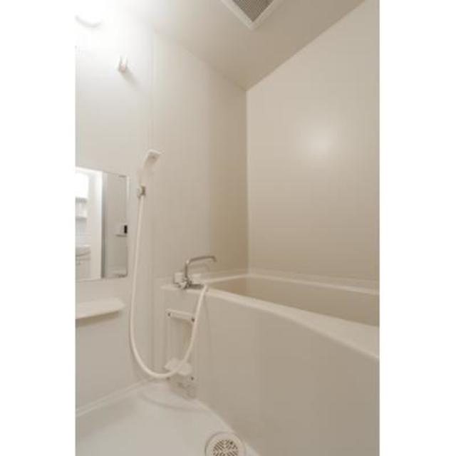 バス・シャワールーム　※写真は同タイプ住戸です。