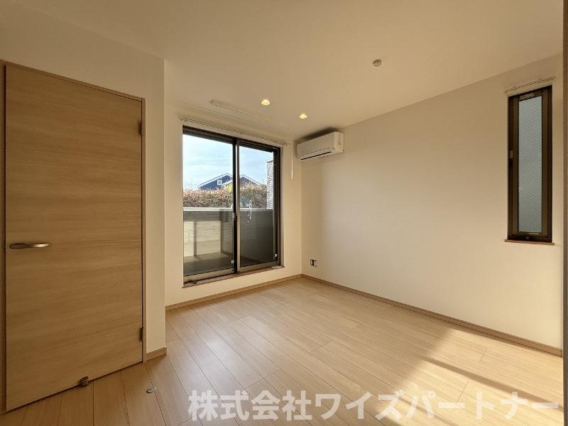 居室・リビング　※同型タイプの為、現状優先