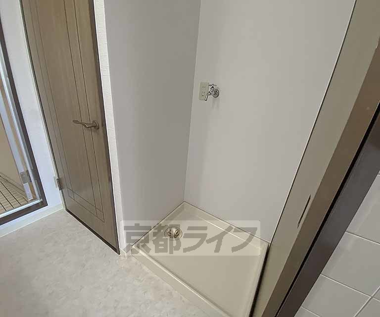 その他共有部分　建物入り口です。