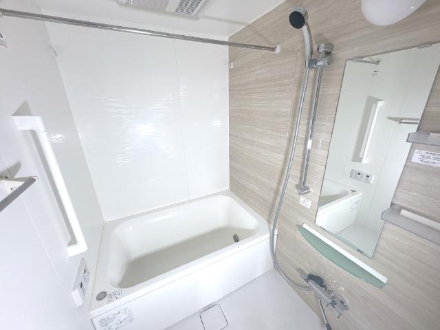 バス・シャワールーム　ユニットバス