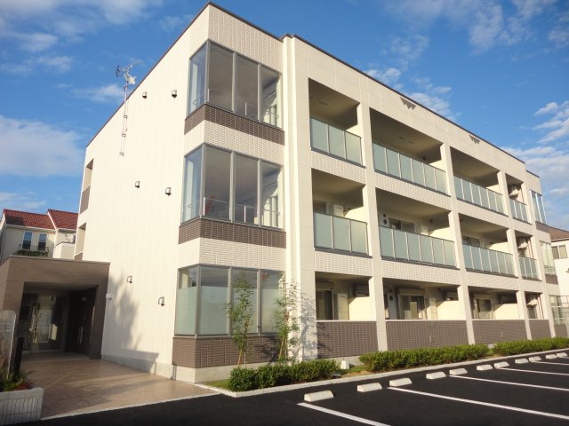 建物外観　外観写真（昼）