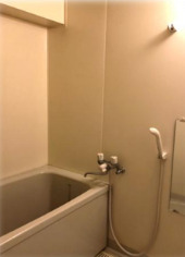 バス・シャワールーム　お風呂です