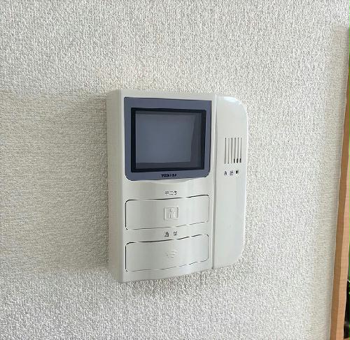 セキュリティ　モニター付きインターホン