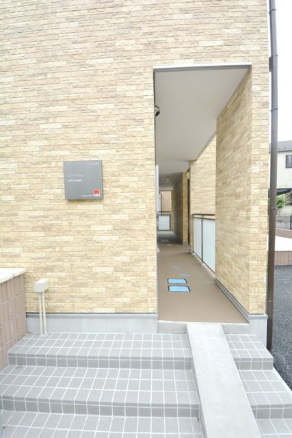 エントランス　エントランス