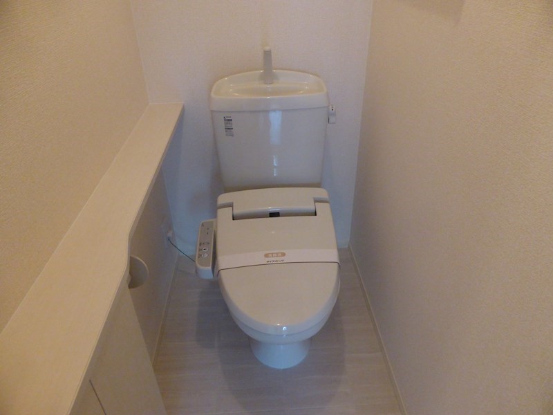 トイレ　同物件別部屋