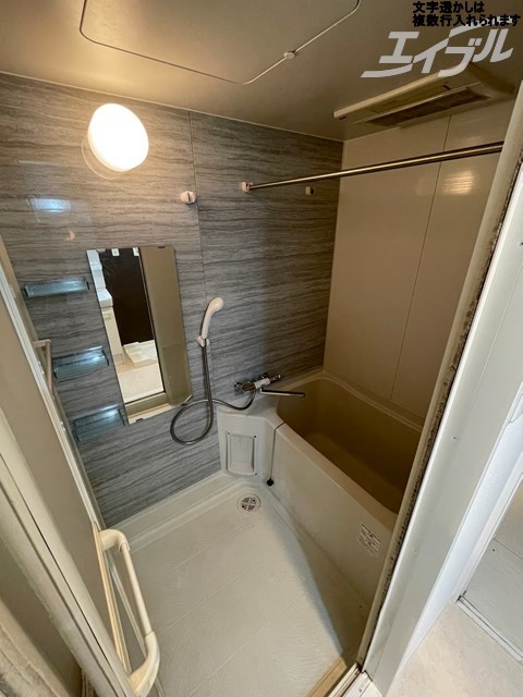 バス・シャワールーム　綺麗なバスルーム！