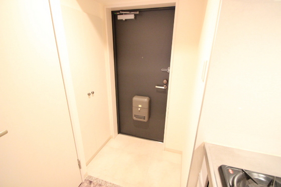 玄関　※別部屋の写真です