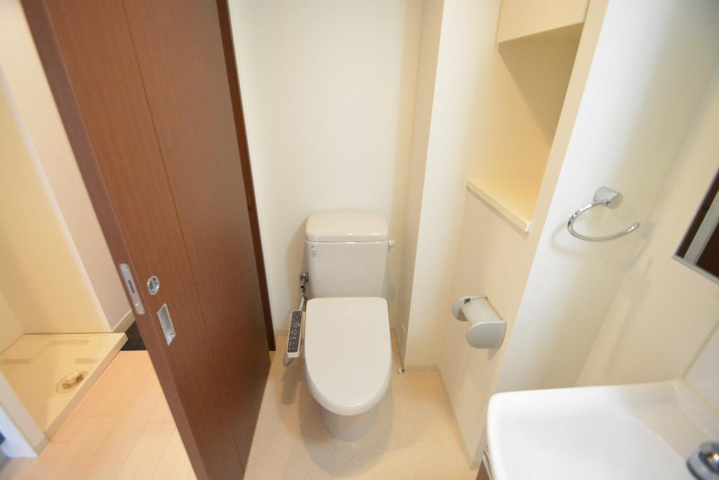 トイレ　シャワー付トイレ