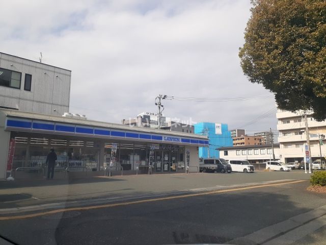 コンビニ　ローソン 熊本工業高校前店（コンビニ）まで652m