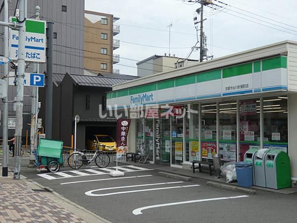 コンビニ　ファミリーマート 堀川今出川店（コンビニ）まで2214m