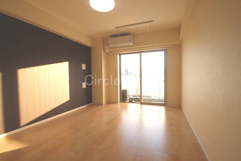 居室・リビング　日当たり良好！