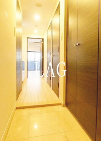 玄関　玄関です。