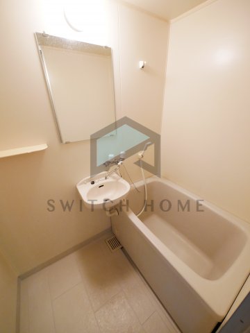 バス・シャワールーム　ゆったり過ごせるお風呂です