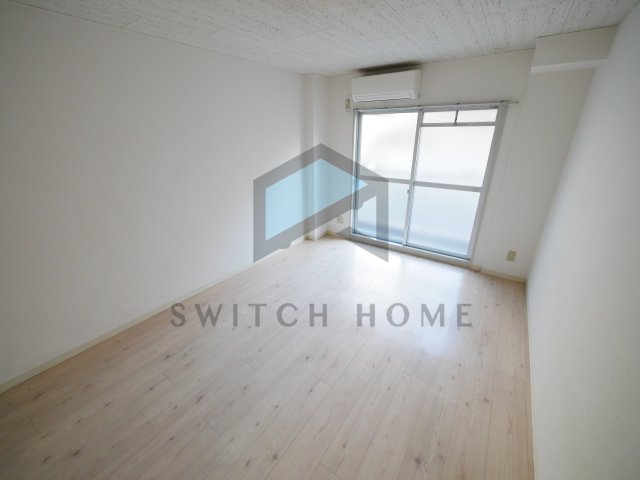 居室・リビング　きれいな洋室です