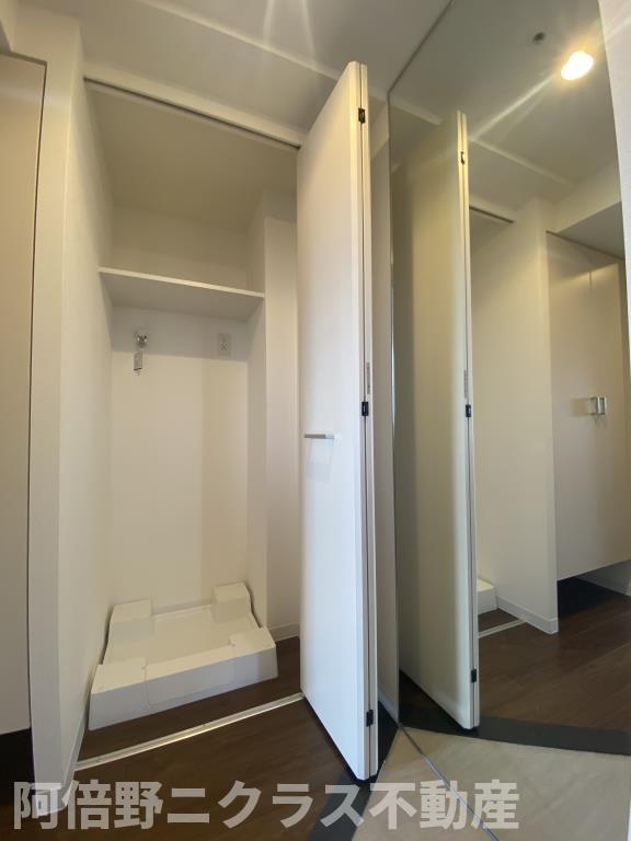 その他　内装は別部屋の参考写真です。