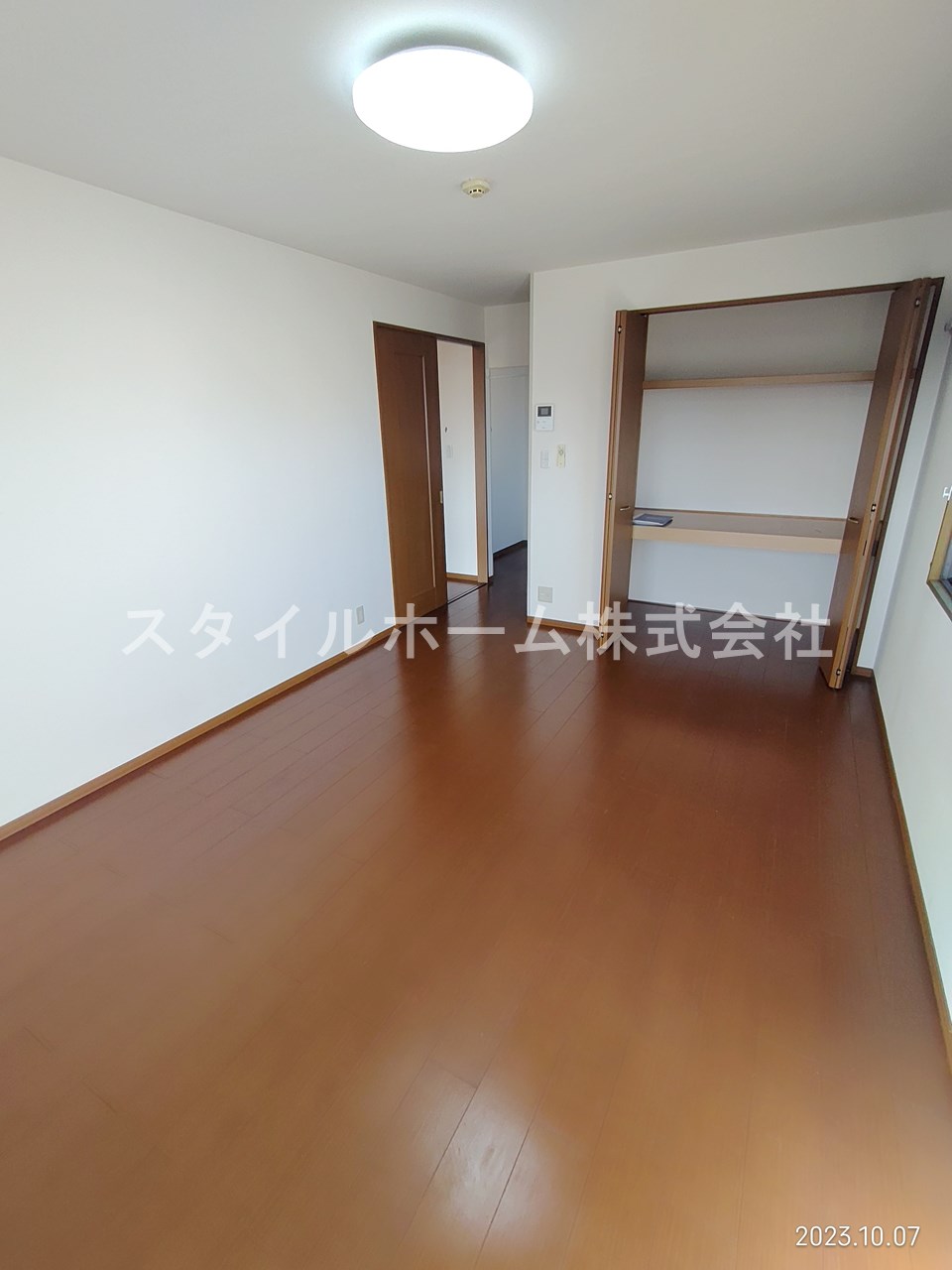 居室・リビング　別部屋写真です。