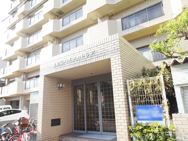 玄関　落ち着いた佇まいですね！