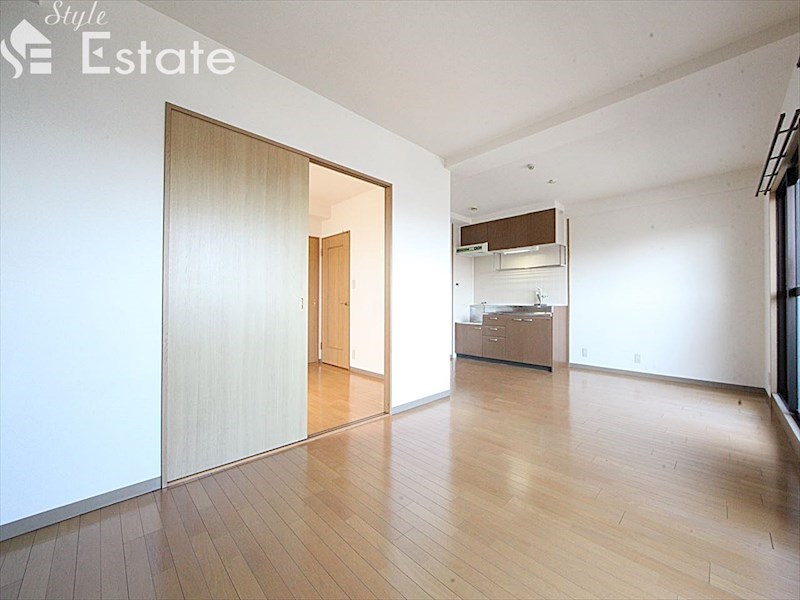 居室・リビング　内装