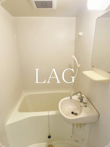 バス・シャワールーム　お風呂です。