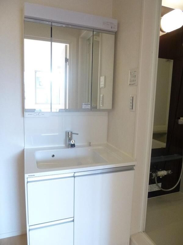 洗面設備　★収納付き、独立洗面台★