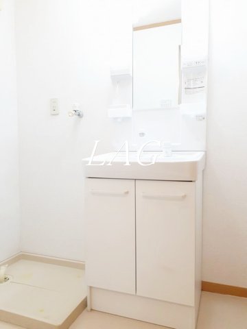 洗面設備　独立洗面台です。