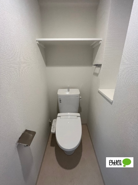 トイレ　（同シリーズ参考写真となります）