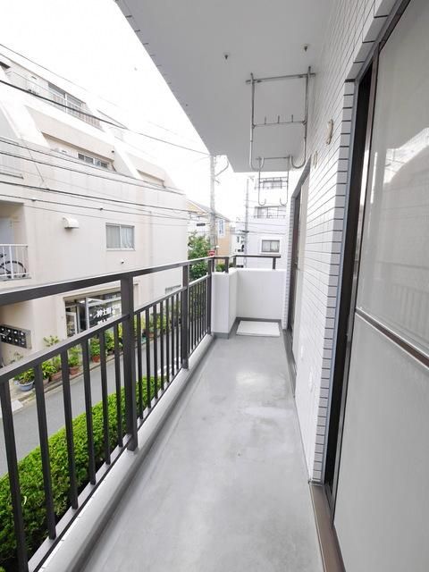 バルコニー　同シリーズ